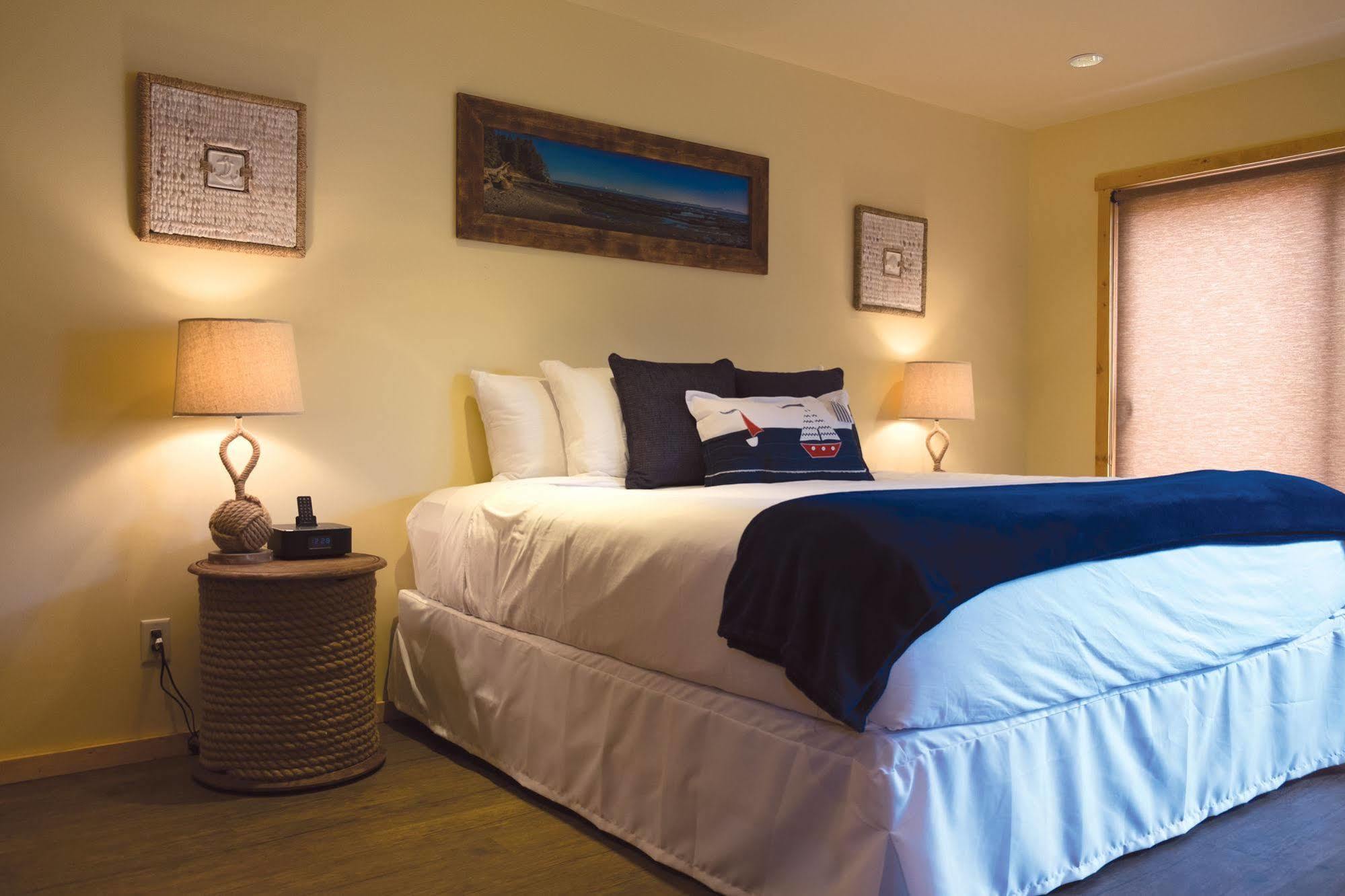 Wild Renfrew Seaside Cottages بورت رينفرو المظهر الخارجي الصورة